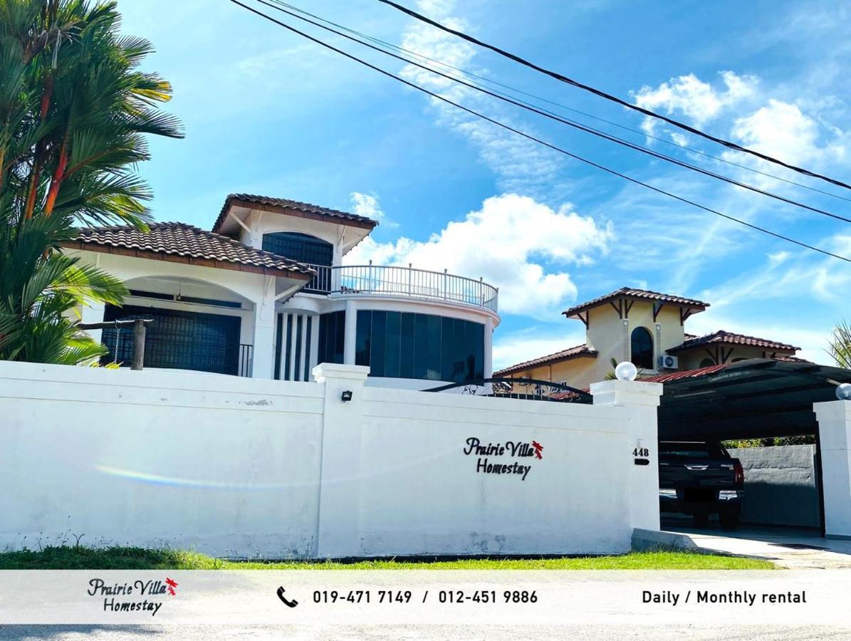Prairie Villa Homestay Lumut Ngoại thất bức ảnh